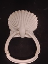 Vintage Homco Plastics White Seashell Towel Holder Decor / A Bowl Of Sea Shells