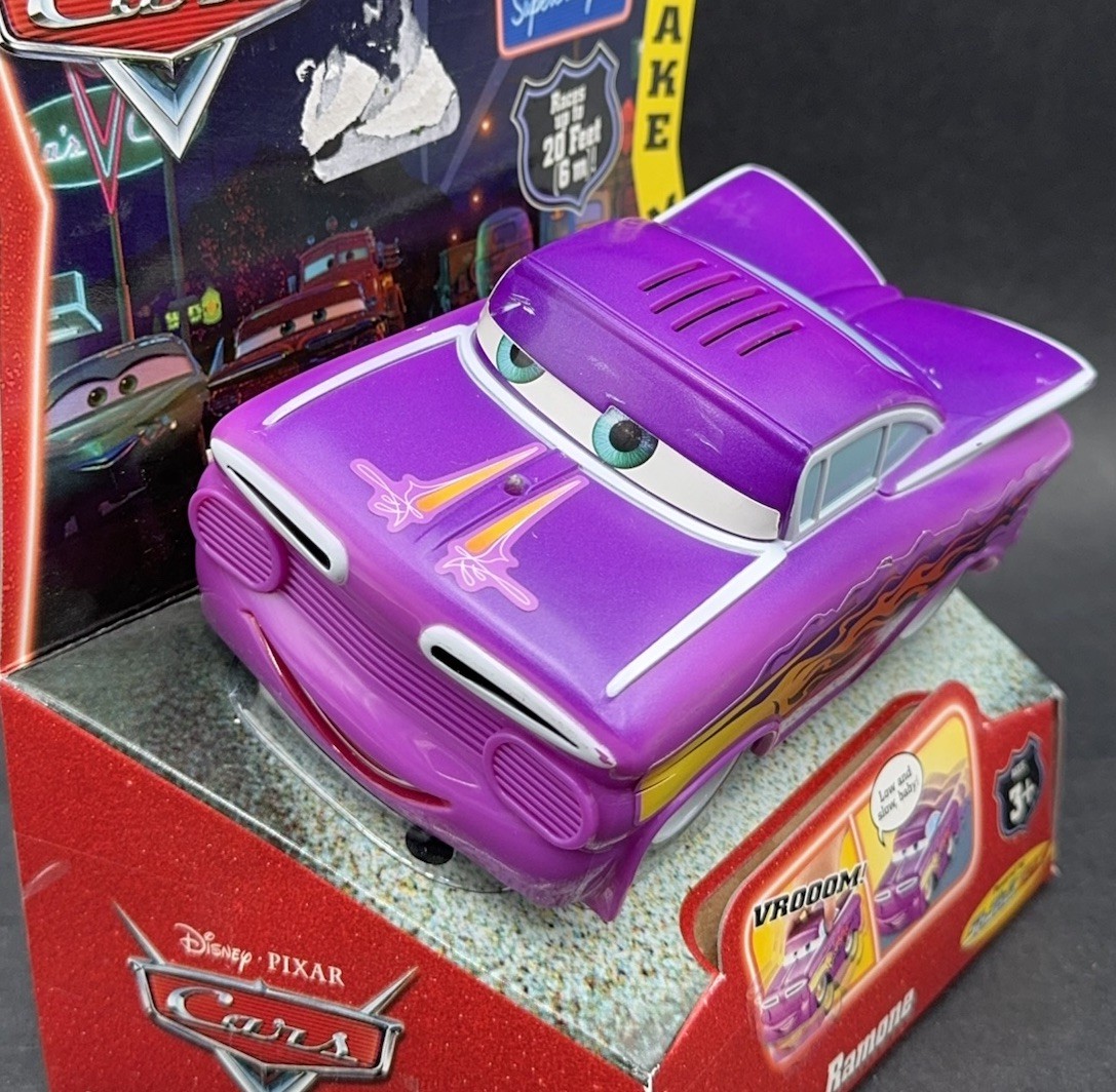 イントロ　intro ラモーン　ramone カーズ ミニカー イントロ intro ラモーン ramone カーズ ミニカー Disney Pixar