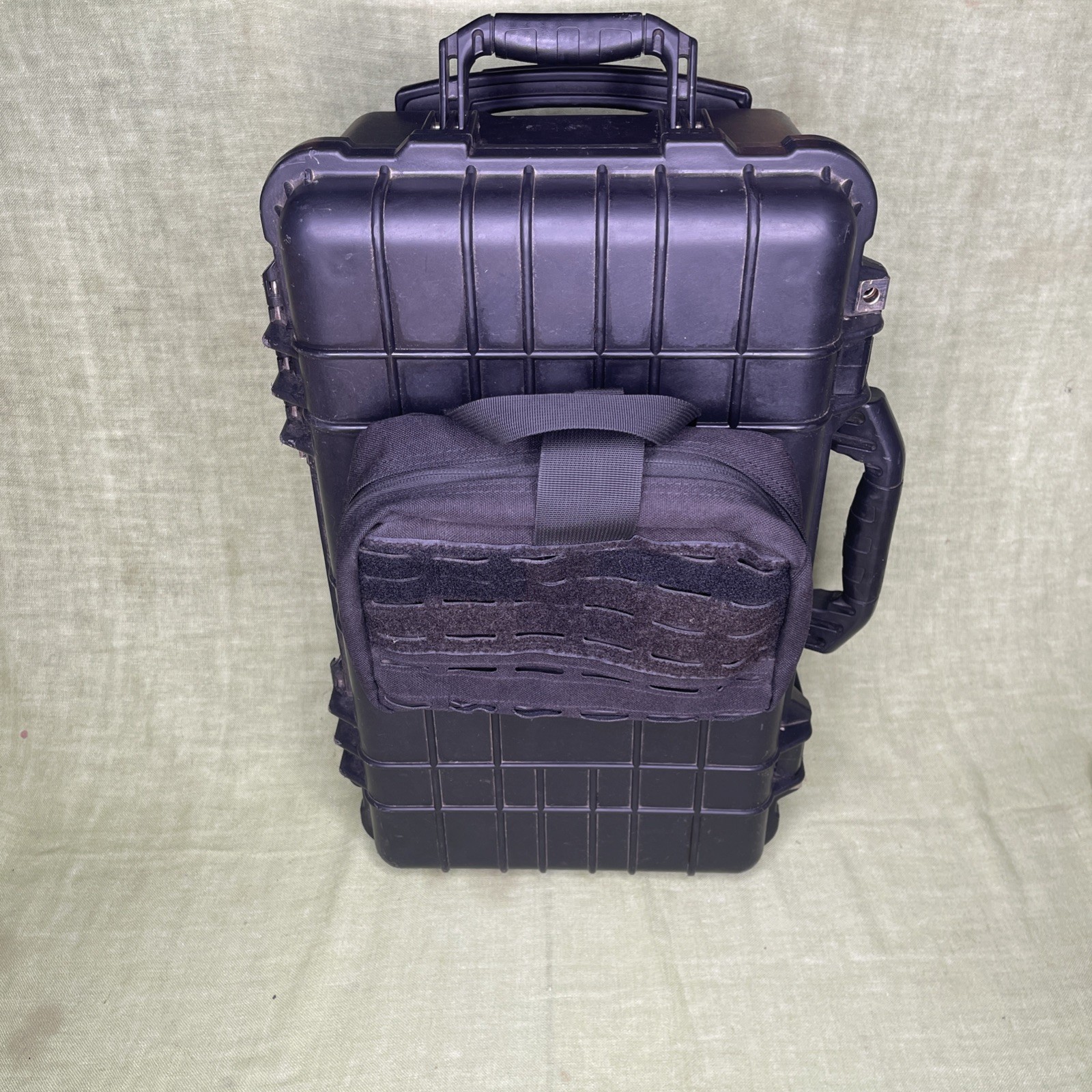 Case W Wheels Handle Foam Insert 20x12x8 Storage Box