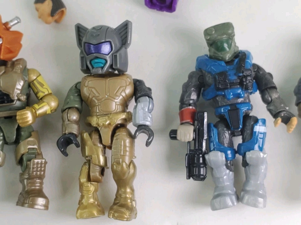 Halo Mega Construx Lot With A Couple Of Transformer Heads Lot Of 5 - Image 4 of 4
