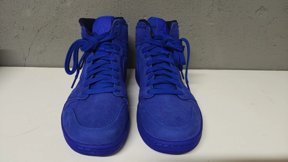 Camurça azul alta retrô premium tamanho 9,5 - Air Jordan 1 com - Imagem 3 de 4