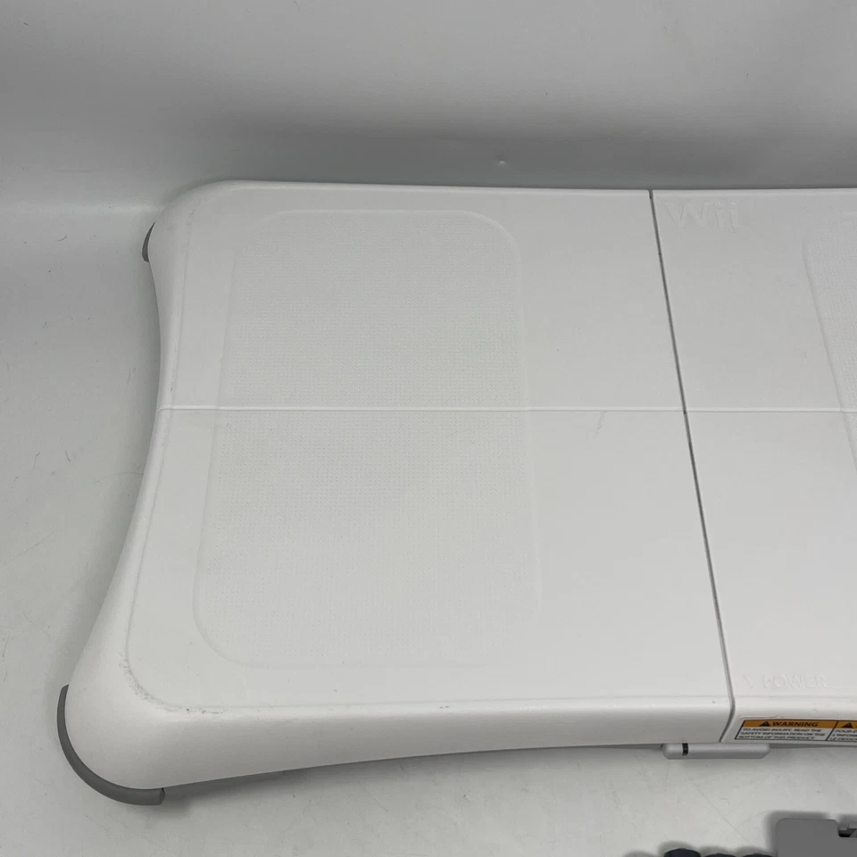 任天堂 Wii Fit 平衡板带电池 - 已测试工作 RVL-021 原始设备制造商 — 第 2/4 张图片