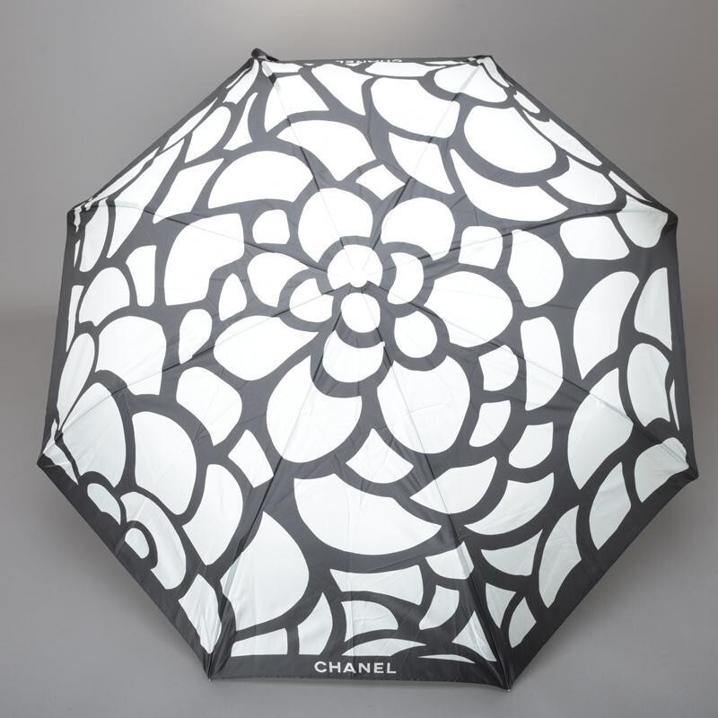 CHANEL傘 Chanel Umbrella Folding One-push open Black White Polyester