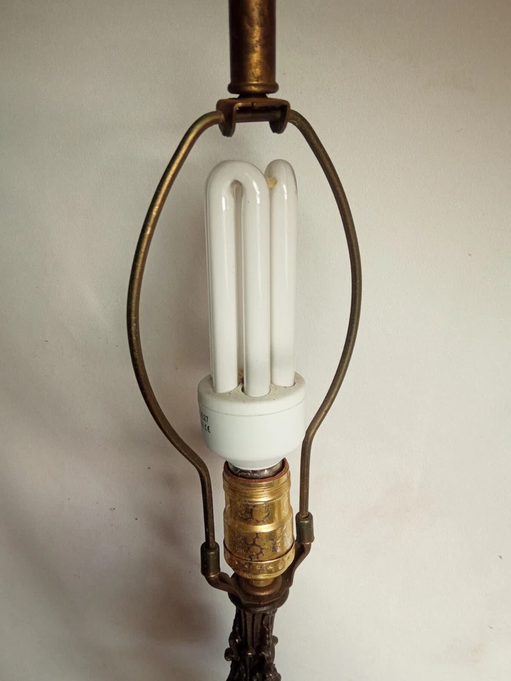 Importante lampe de table de style Napoléon III - XIXe siècle - GOTHIQUE - 77 cm - Photo 4/4