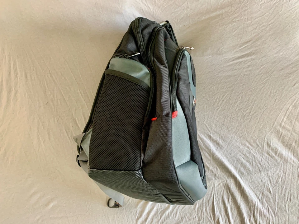 17 Zoll-Laptop/Notebook-Rucksack von Swissgear by Wenger – Modell Pegasus - Bild 3 von 4