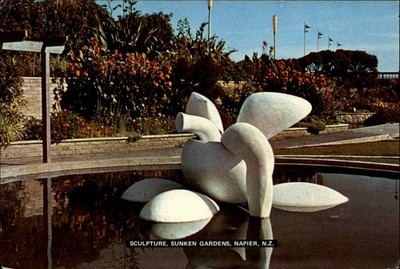 NEW ZEALAND Postcard Neuseeland Postkarte NAPIER Floating Water Lily Sculpture