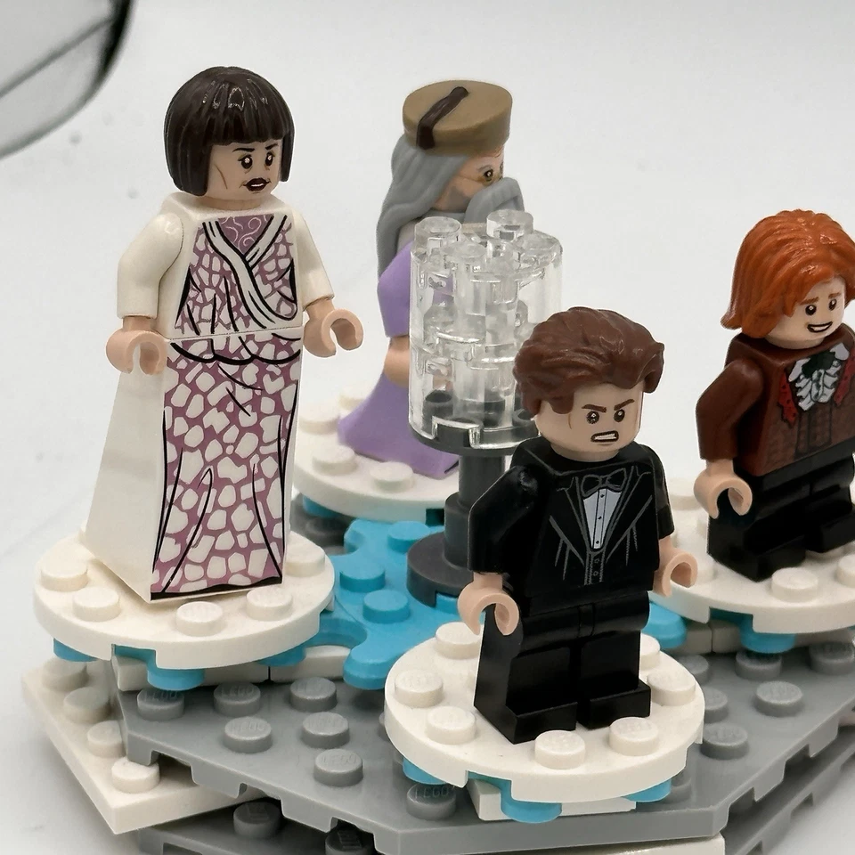 LEGO Harry Potter Yule Ball Scene Minifigure Lot Winter Party Table Tree Set - Image 2 of 4