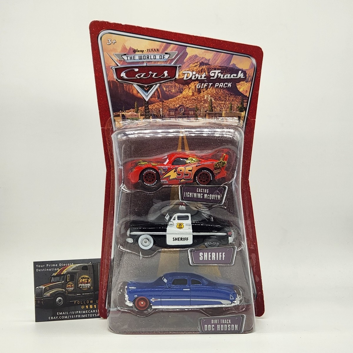 Rare Disney Pixar World of Cars Dirt Track Gift Pack Cactus