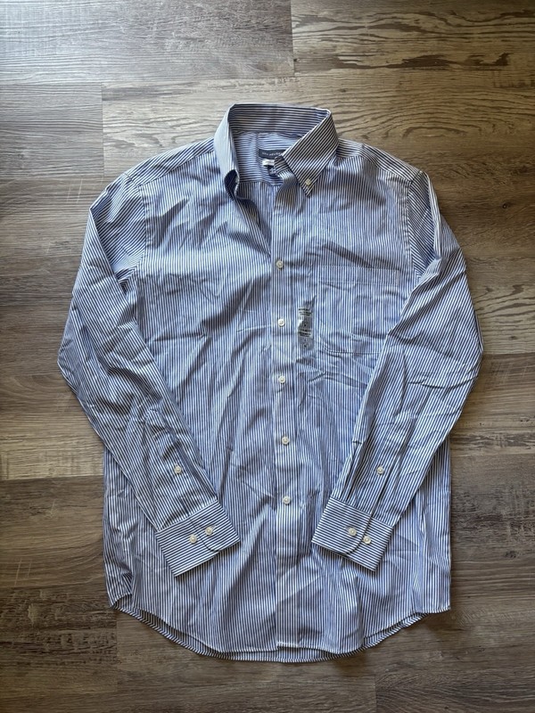 Men's Van Heusen Regular Fit Blue White Striped Dress Shirt 15 32/33 Long Sleeve