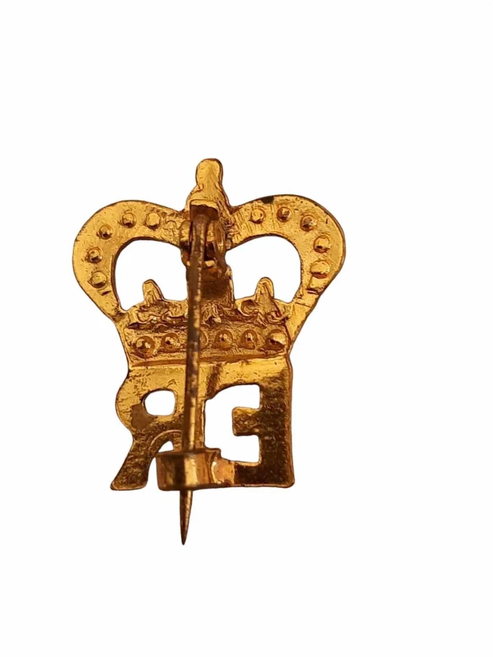 Queen Elizabeth Coronation Dainty  Brooch 1953 ER Initial Pin Collectible Royal - Image 2 of 2