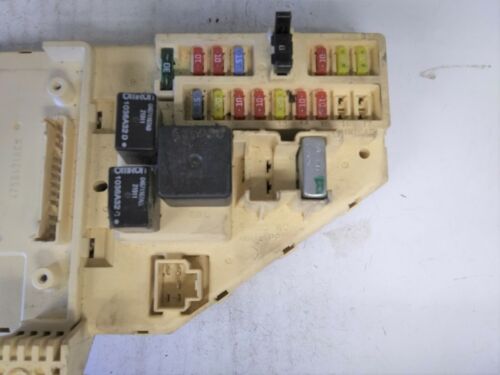 4759434AC Chrysler Sebring 2002-2003 caja de conexiones de fusibles - Imagen 3 de 5