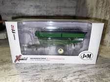 1/64th Scale J&M X1112 Grain Cart Extended Reach Single Wheels Green