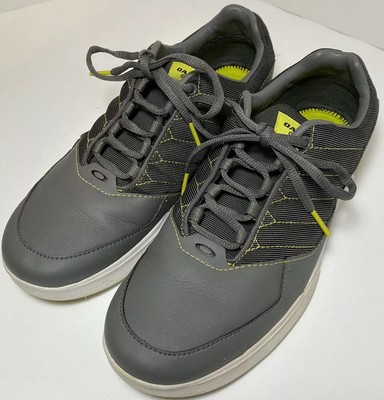 oakley sector golf shoes
