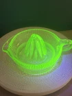 Vintage Green Uranium Depression  Glass Citrus Reamer  Juicer NO CHIPS