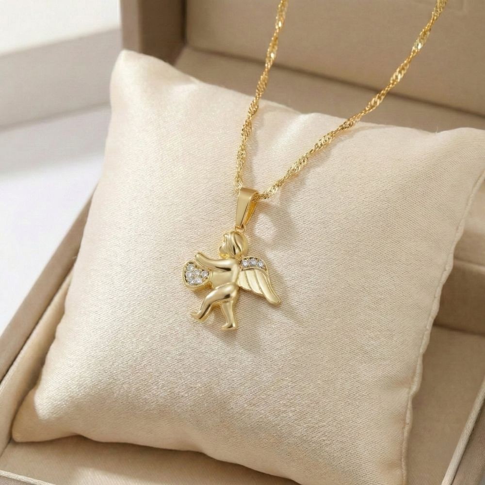 Collier ange gardien en or avec cœur étincelant, le cadeau d'anniversaire idéal