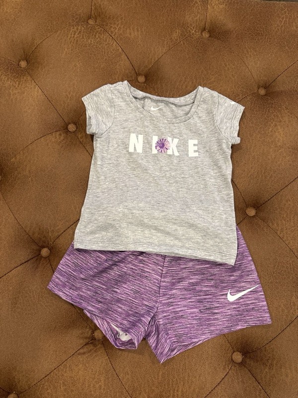 Nike Girls 2 Piece T-Shirt and Shorts Set Gray Purple Size 18M