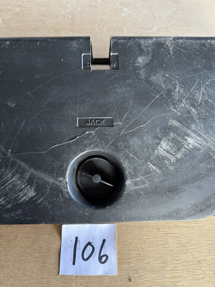 83-94 Chevrolet S10 Blazer GMC Jimmy Spare Tire Jack Cover Tools Lug Wrench Rear - Image 3 of 4