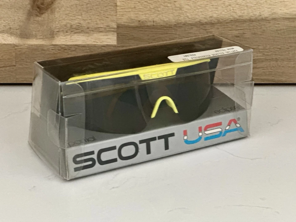 🔥🚨 Gafas de sol Scott de colección años 90 escudo deportivo amarillo eclipse nuevas de stock con caja ¡Raras! Foto 2 de 4