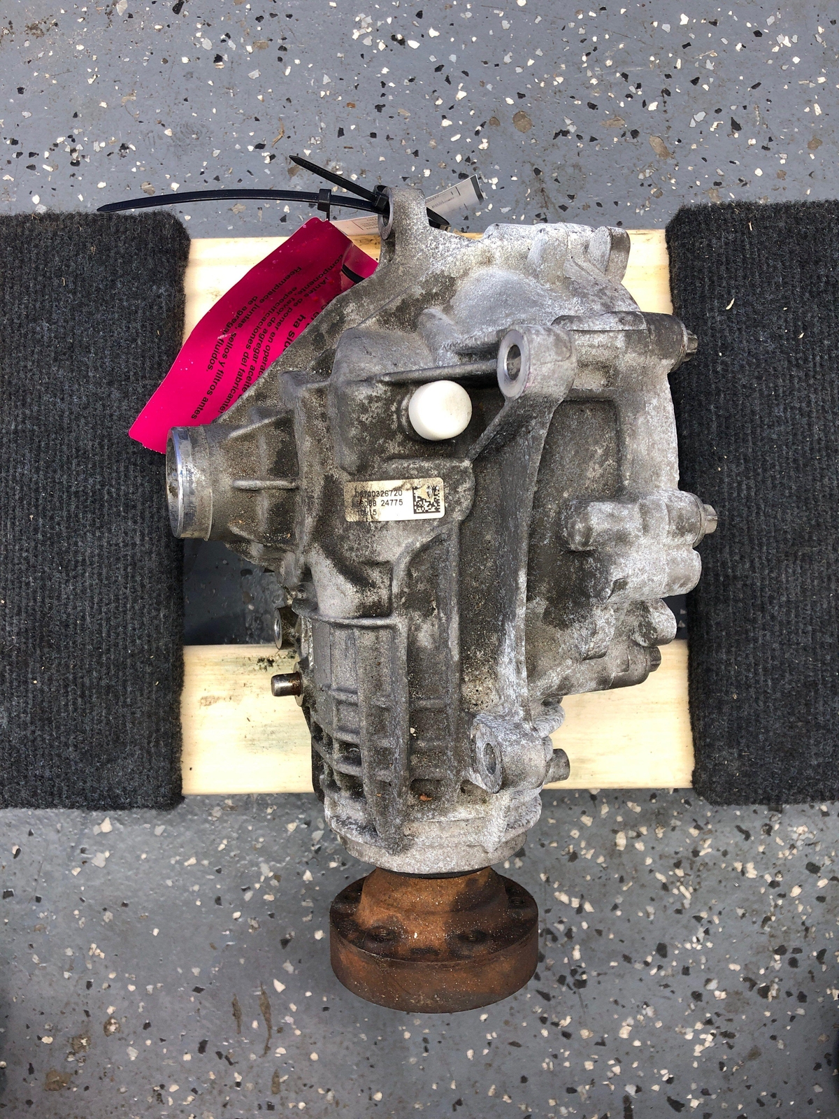 2014-2017 MASERATI GHIBLI 3.0L AWD FRONT DIFFERENTIAL AXLE CARRIER 06700326720
