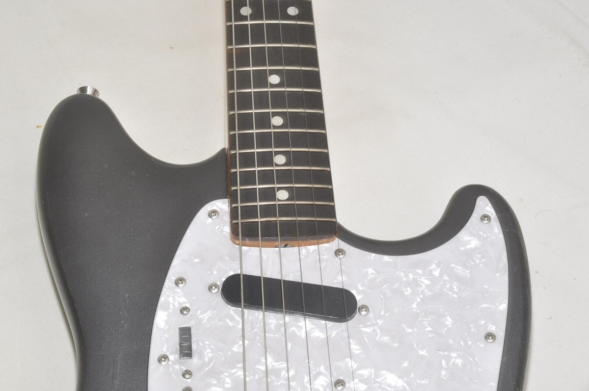 ギター fender japan mustang Fender Electric Guitar Made in Japan Traditional 60s Mustang