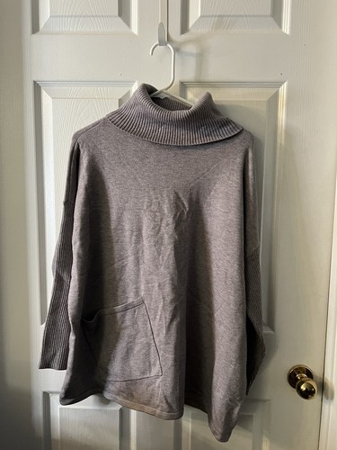 Marla Wynne Grey Turtleneck Sweater 