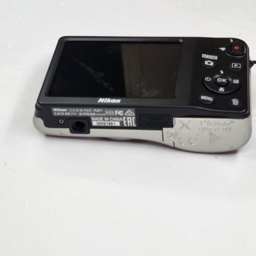 Nikon Coolpix A10 Silver 16.0mp - Picture 3 of 6