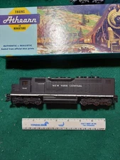 ATHEARN HO #7240 NEW YORK CENTRAL SD45 POWERED
