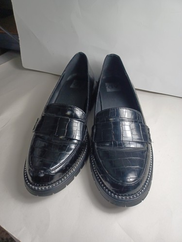 Women’s Dolce Vita Black Patent Leather Loafers US 9.5 With Silver
