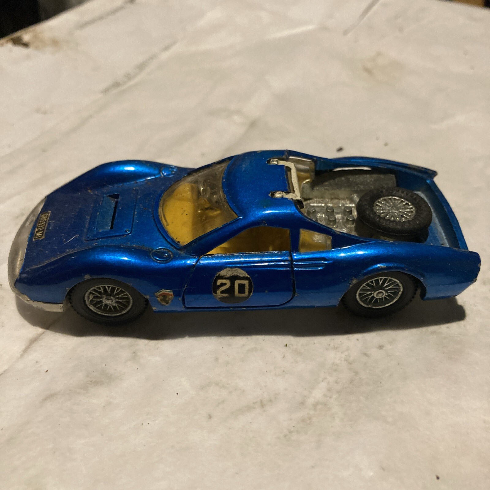 Picture 2 of 8