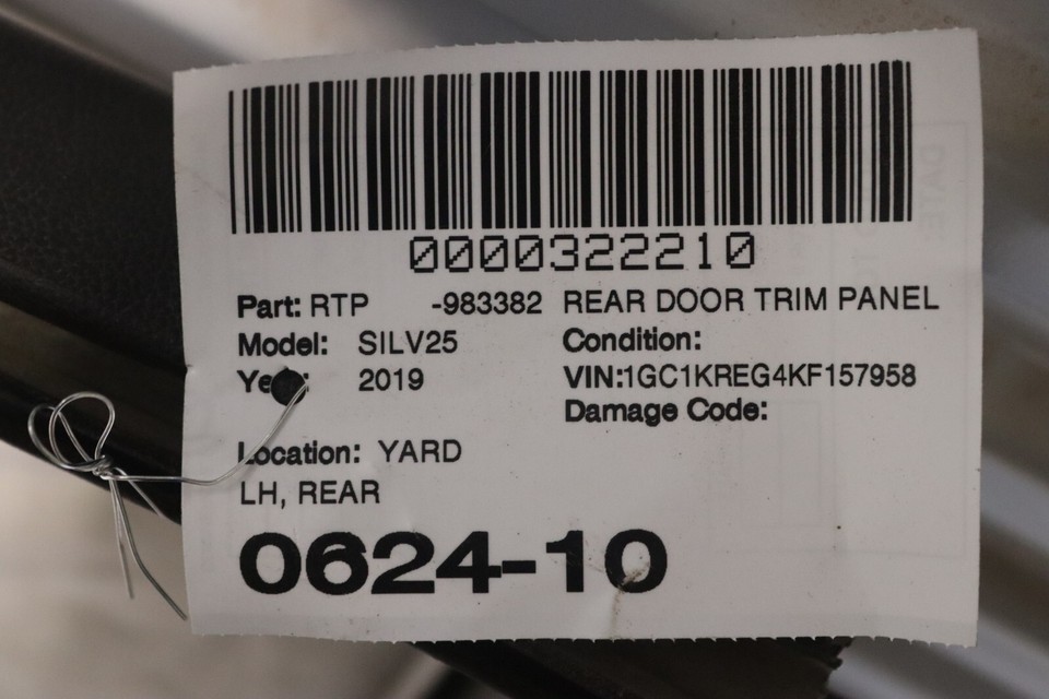 20162019 CHEVY SILVERADO 2500 CREW CAB REAR LEFT DOOR PANEL TRIM COVER