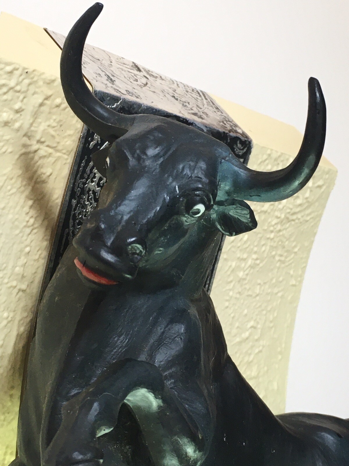 VINTAGE ORIGINAL 1968 SCHLITZ MALT LIQUOR BULL LIGHT UP BAR MAN CAVE SIGN eBay