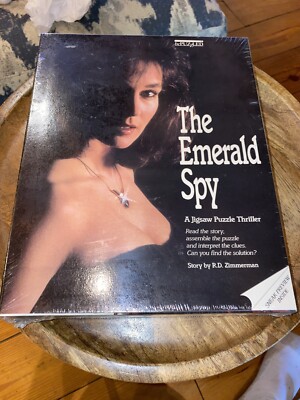 Jigsaw Puzzle: The Emerald Spy Mystery Book and 500-Piece Thriller Bepuzzled NEW