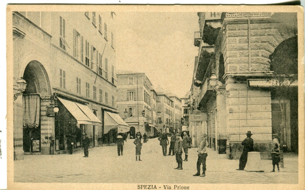 Italy Spezia - Via del Prione old sepia postcard