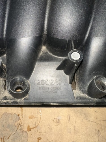 LS3 Intake Manifold With Throttle Body OEM 6.0 6.2 Corvette Camaro LS7 12602477 - Picture 6 of 7