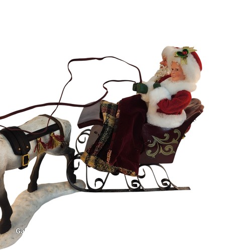 Dept 56 Possible Dreams Clothtique Sleigh Ride Together Figurine Set Santa & Mrs - Picture 10 of 15
