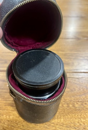 Super Takumar Asahi Optical 105mm f/2.8 M42 SLR Lens With case & caps. - Picture 8 of 8