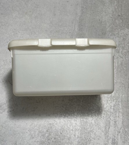 Vintage Huggies Wipes White Container Full Size EMPTY Box Refillable Baby Wipes - Picture 5 of 9