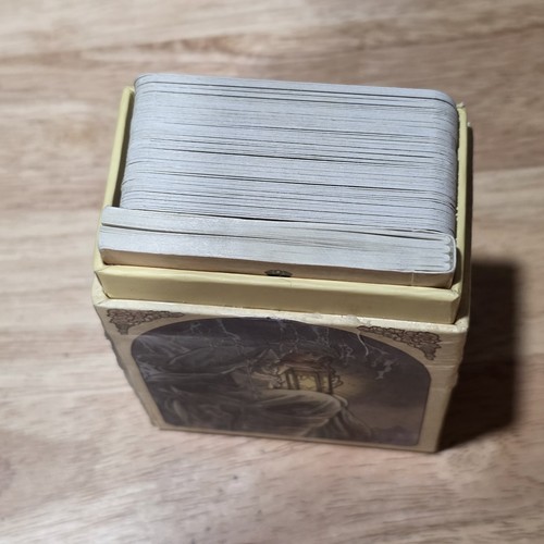 Libro Tarot Mucha Lo Scarabeo Italia las 78 cartas del Tarot en caja - Imagen 3 de 9
