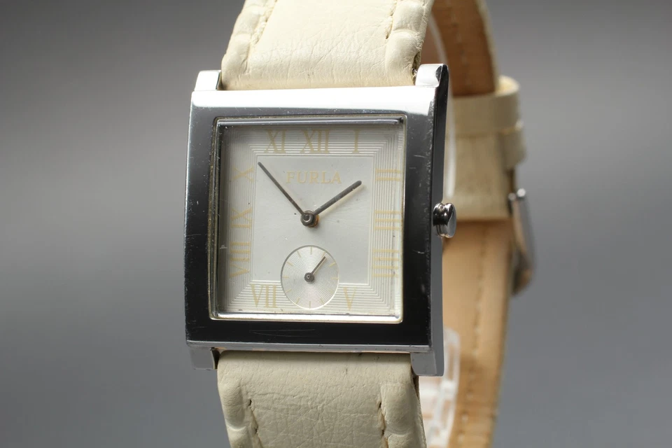 Feito no JAPÃO [Exc+5] Relógio Masculino FURLA ENERGIE Pequeno Segundo Tanque Quartzo 30mm - Imagem 2 de 4