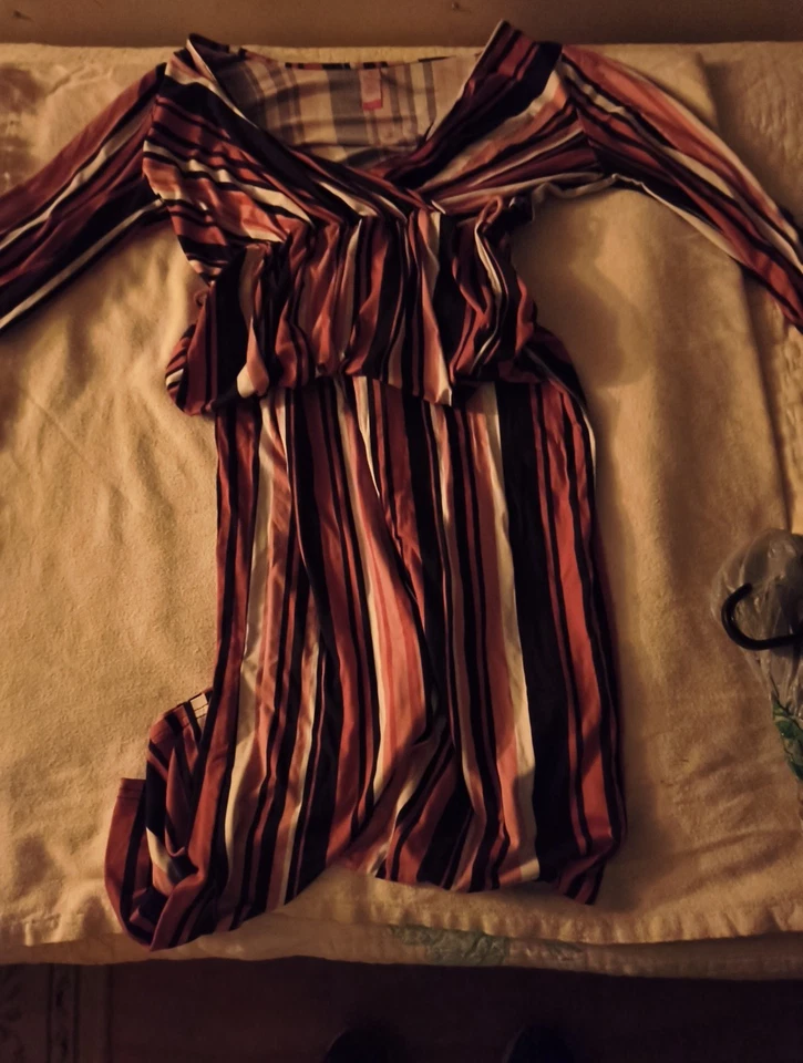 Traje pantalón mujer No Boundaries talla XL 15-17 Foto 3 de 3