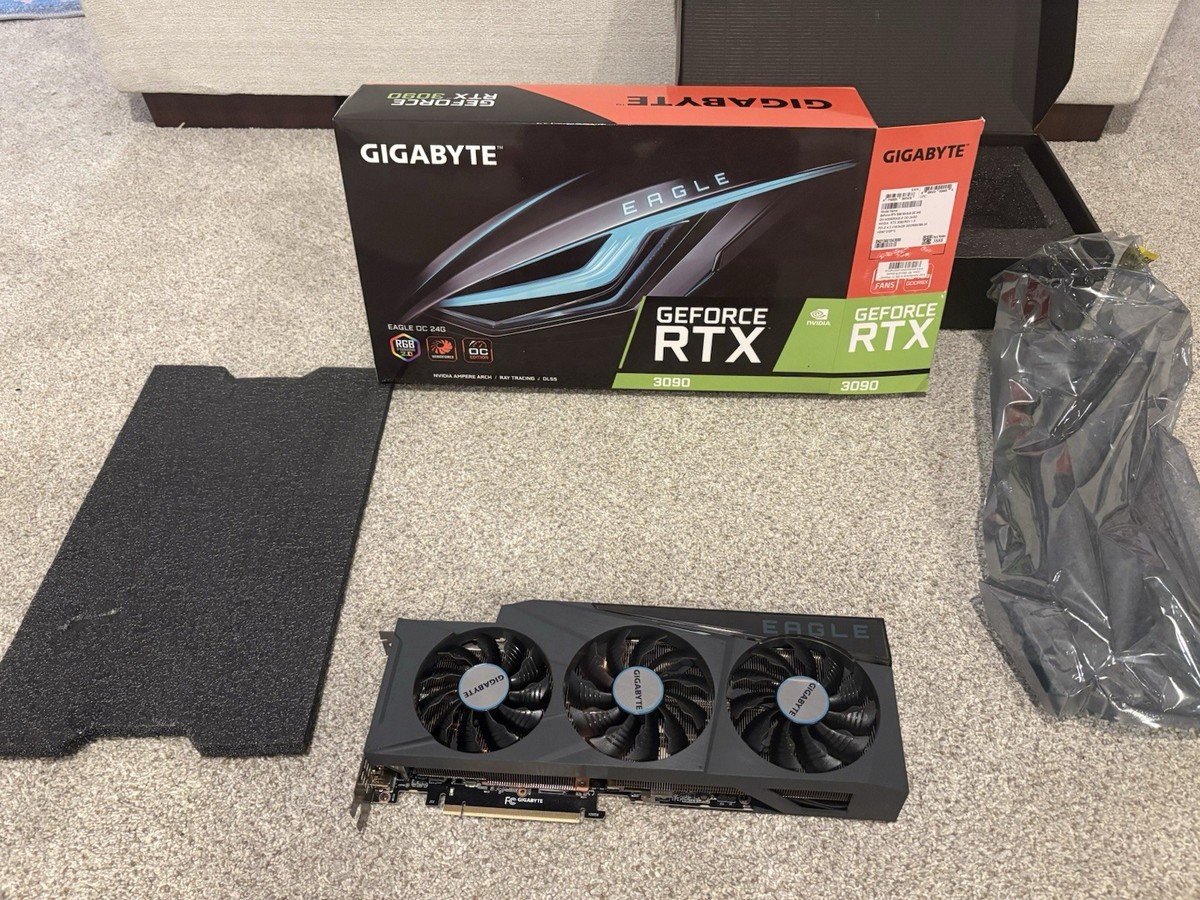 GIGABYTE GeForce RTX 3090 EAGLE OC 24GB GDDR6X RGB Lighting PCIe 