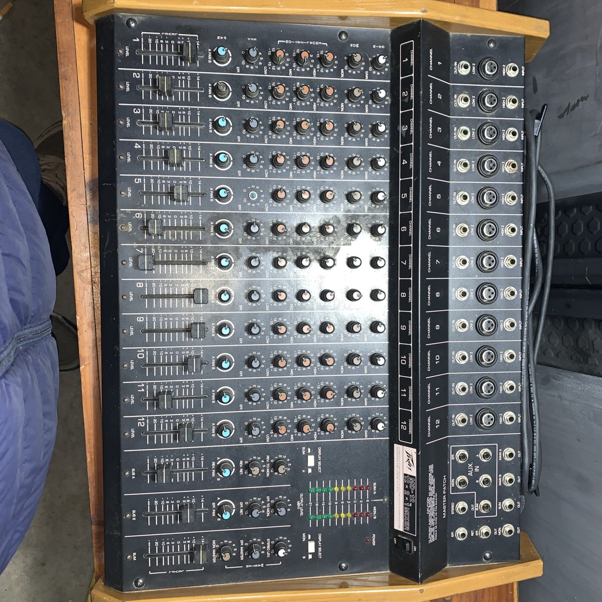 miiie☆ページ Peavey MD-I2 12x2x1 Mixer Stereo Mixing Console 12 Channel Studio