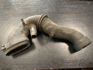 BMW 5 E60 E61 2006 Diesel 170kW Ansaugrohr Ansaugschlauch Turbolader GSD39834