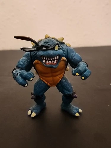Vintage 1990 Playmates TMNT Teenage Mutant Ninja Turtles Slash Figure