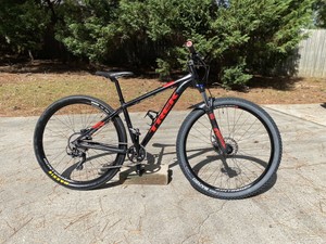 2018 trek marlin 7