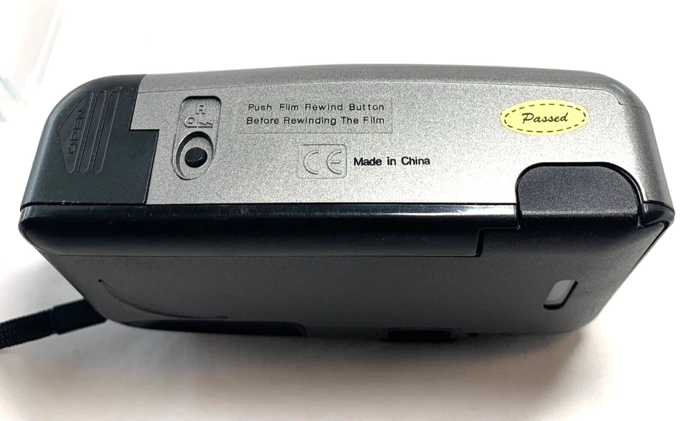 Bell & Howell Big Finder BF 608 Point and Shoot Film Camera 35mm Lens Focus Free - Image 3 of 4