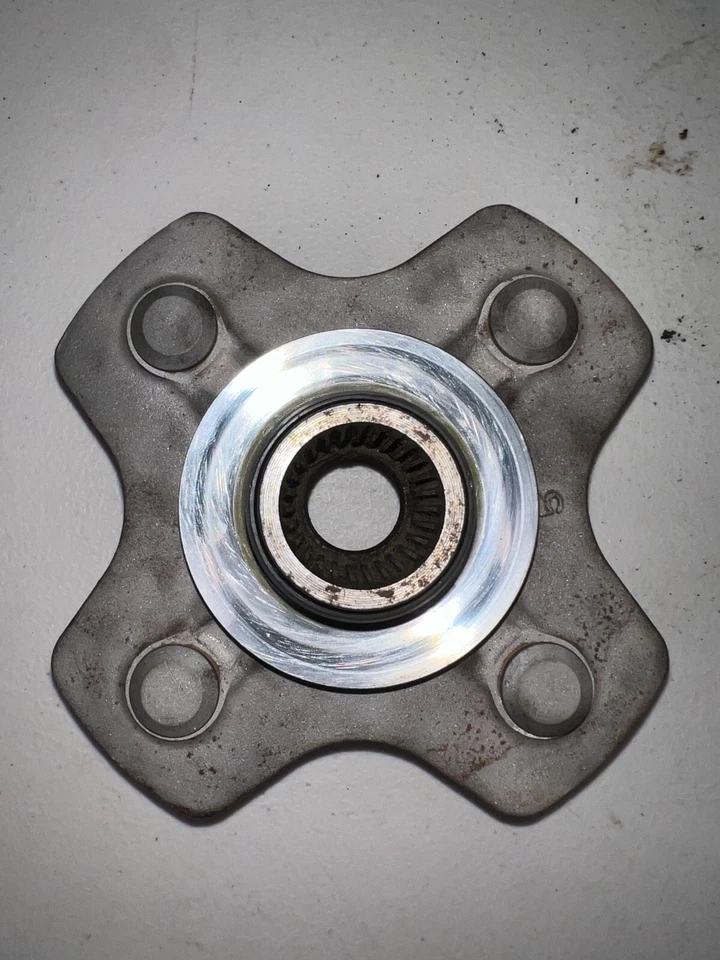 1999 Honda Foreman 450 Right Rear Hub/42610-HN0-670 - Image 2 of 4