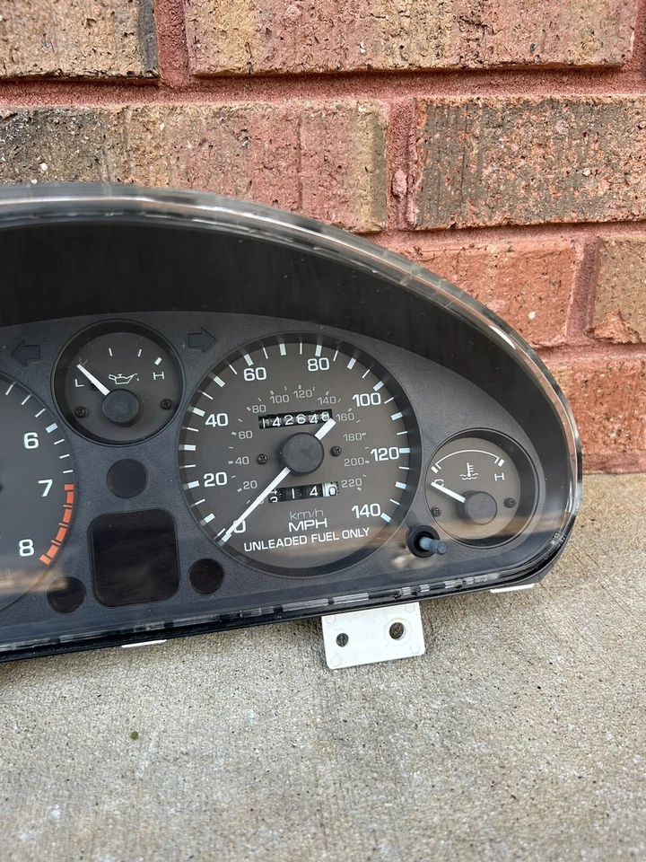 Cuadro de instrumentos velocímetro manual Mazda Miata MX-5 1994-1996 142 k (7293) 88D Foto 2 de 4