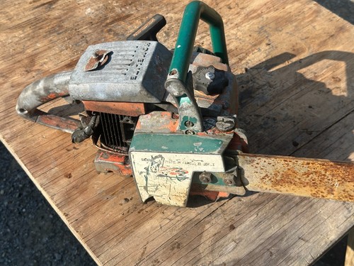 2x Vintage Homelite Chainsaws XL-12, XL Automatic 16" **AS-IS** Blue Red Super - Picture 7 of 19