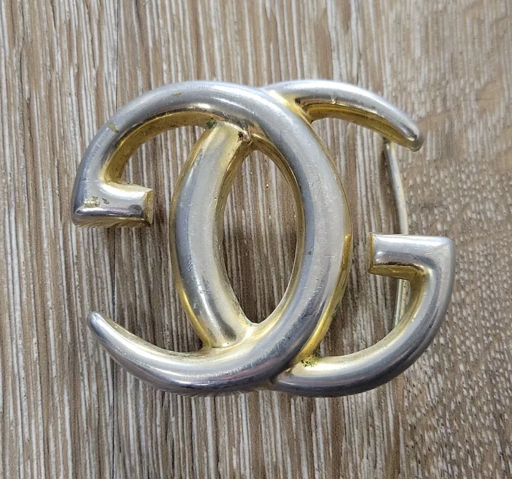 Grande boucle vintage authentique Gucci double GG ton or seulement 2,5